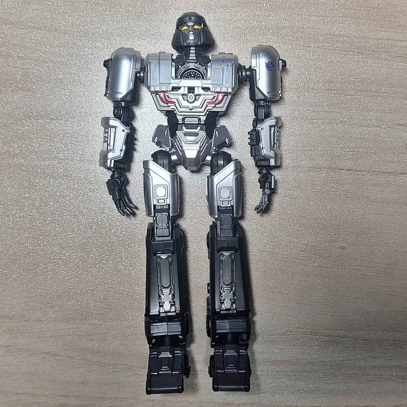 transformers: one d16 figure